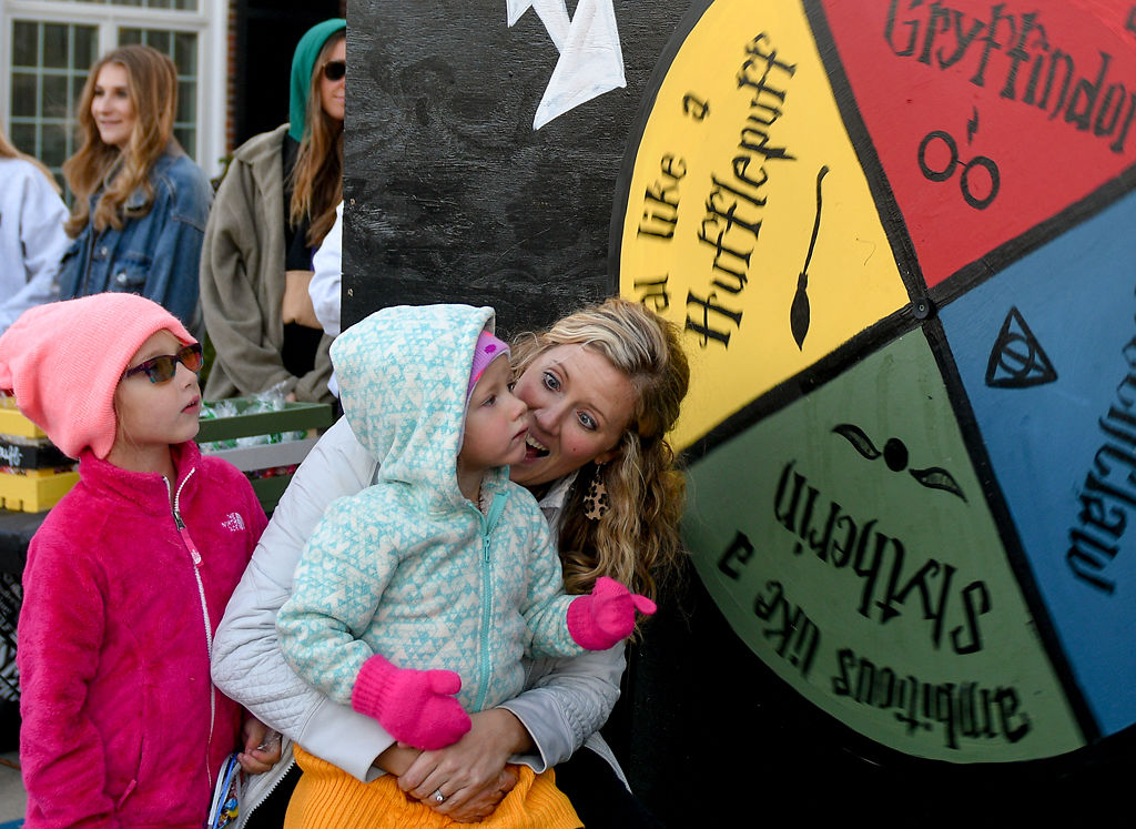 Jada Wilbers, 5, Emmy Wilbers, 2, and their mother Kayla Wilbers play